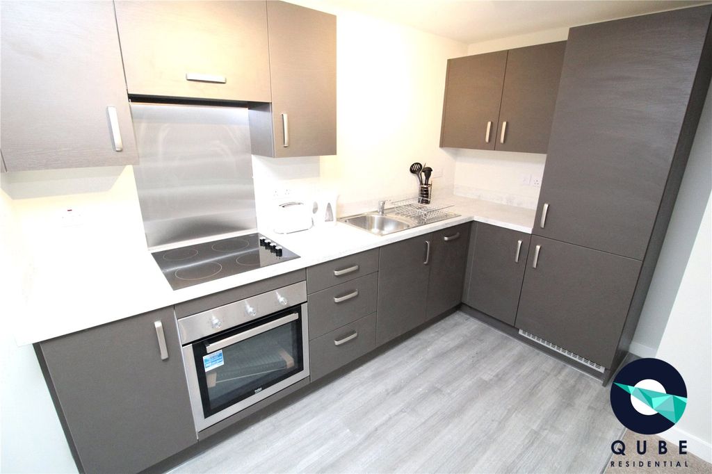 Property photo 2 of 14 Picture No. 40