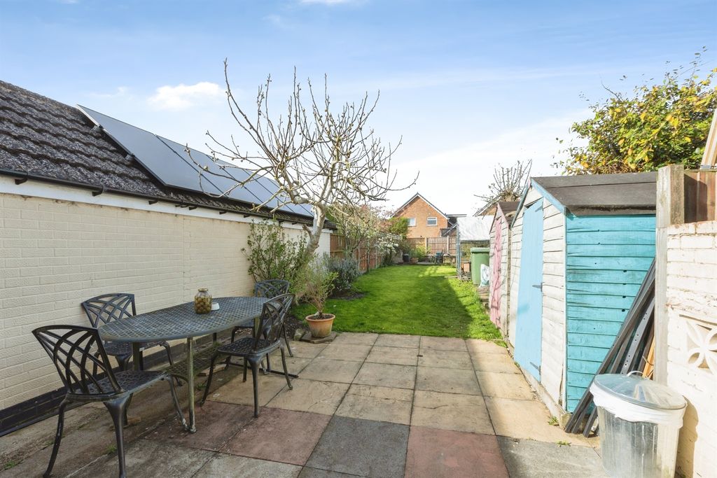 Property photo 2 of 19