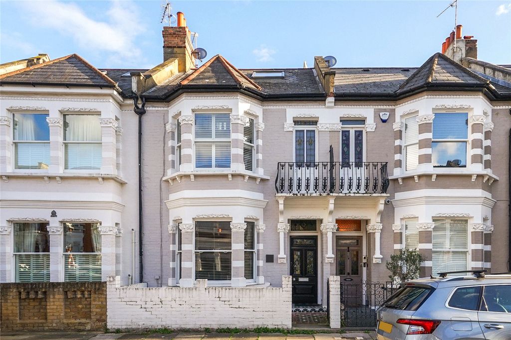 Property photo 1 of 1 Front Exterior