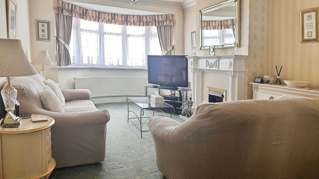 Property photo 2 of 20