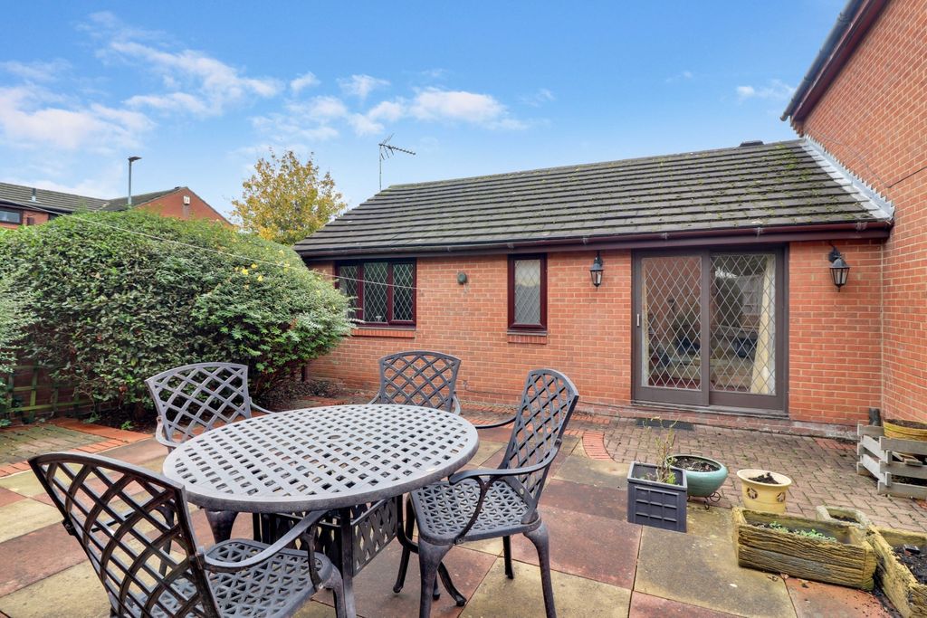 Property photo 2 of 19 Patio