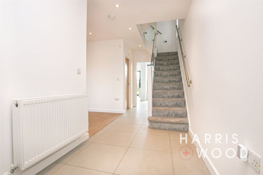 Property photo 2 of 37 Picture No. 29