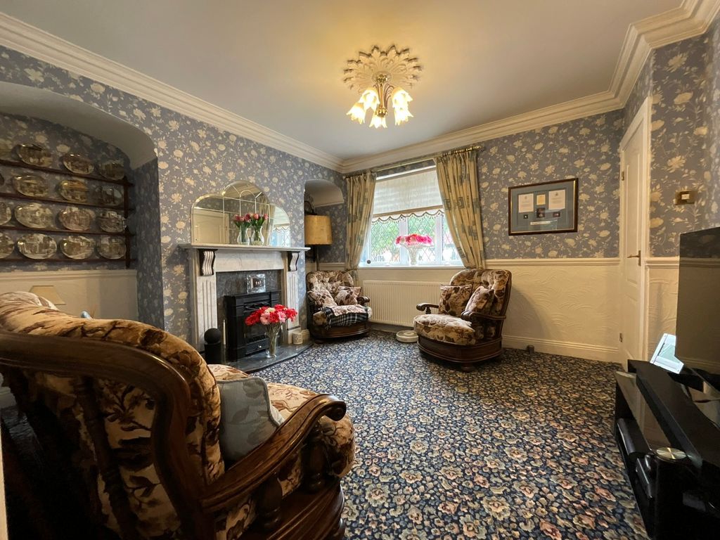 Property photo 3 of 18 4309015