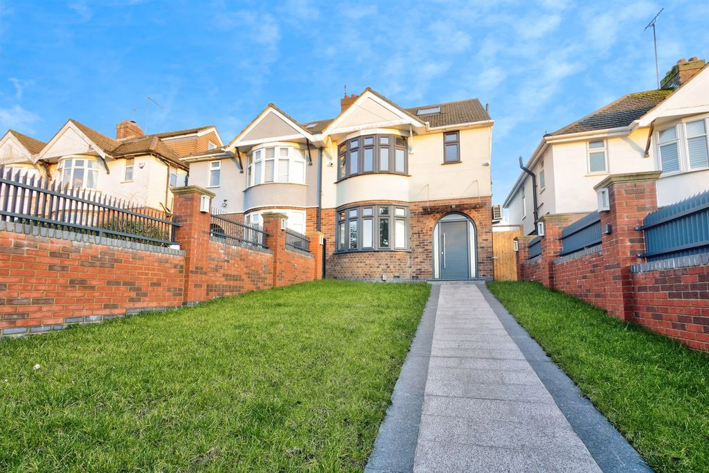 Property photo 1 of 24