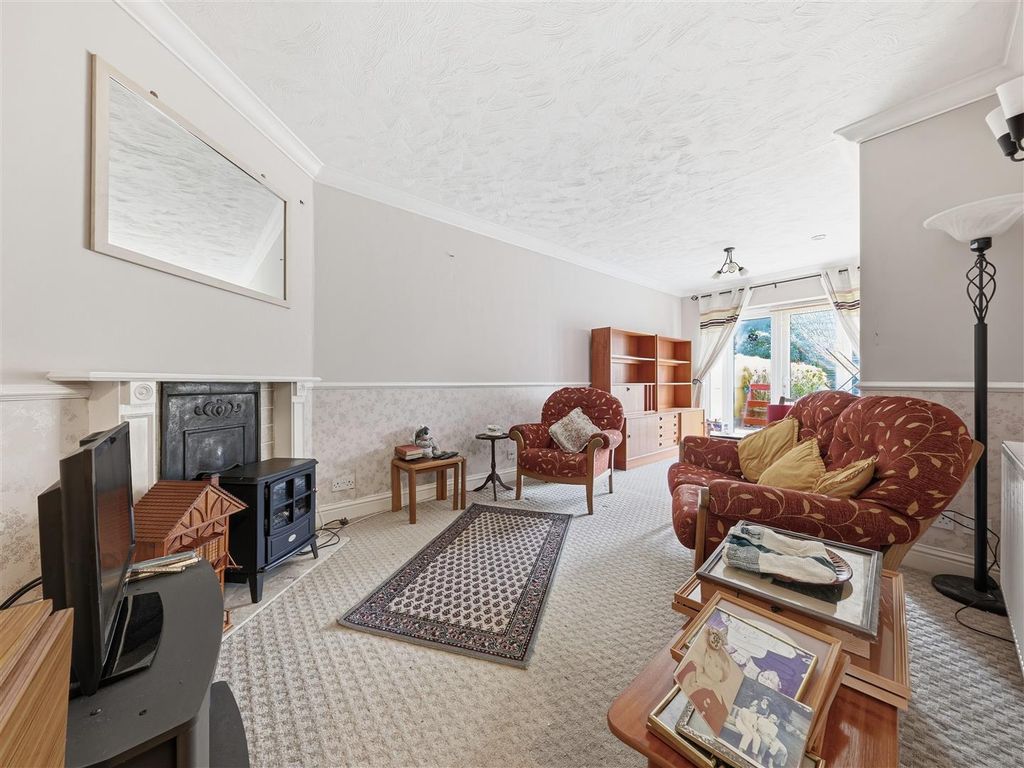 Property photo 3 of 17 Img_20260325_120934_349.Jpg