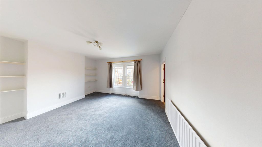 Property photo 2 of 7 Picture No. 07