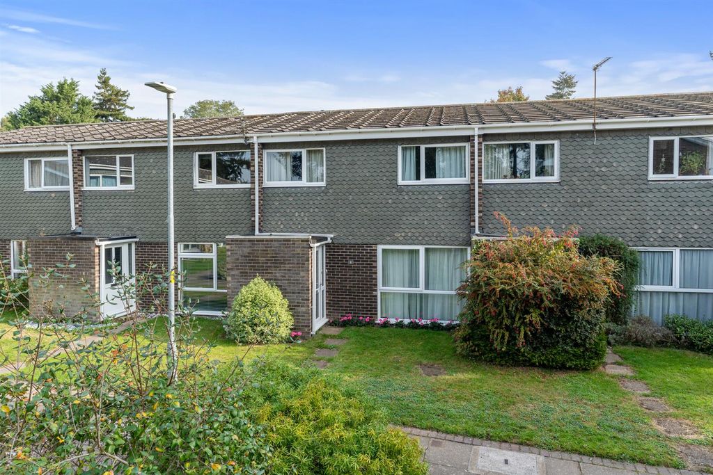 Property photo 1 of 16 8-Thewalnuts-005.Jpg