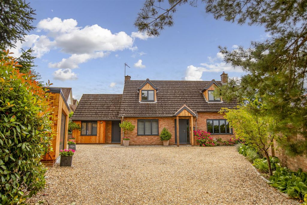 4 bed detached house for saleHardwick Lane, Bury St. Edmunds IP33