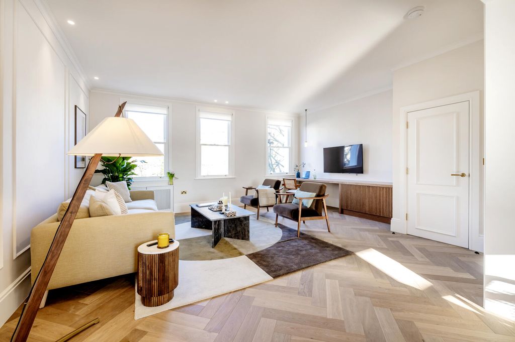 Property photo 1 of 18 Rog_4117.Jpg