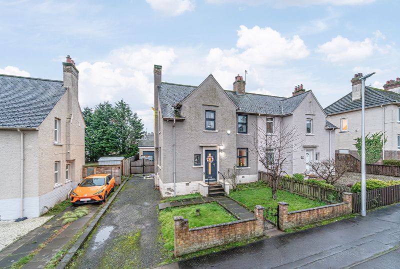 Property photo 1 of 18 External