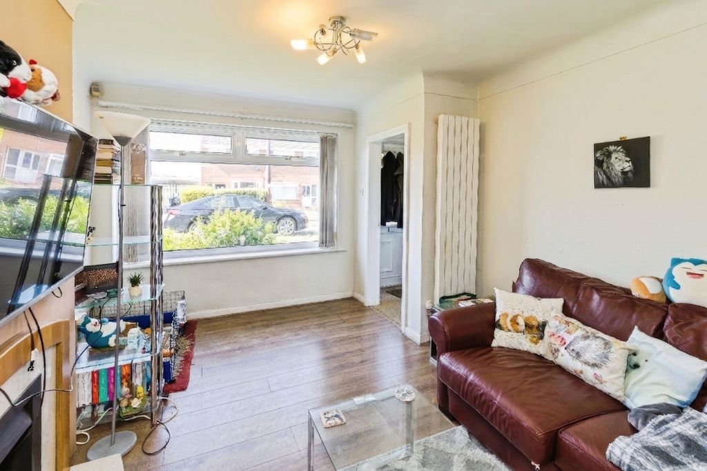 Property photo 3 of 14 Pbox-Img.Jpg