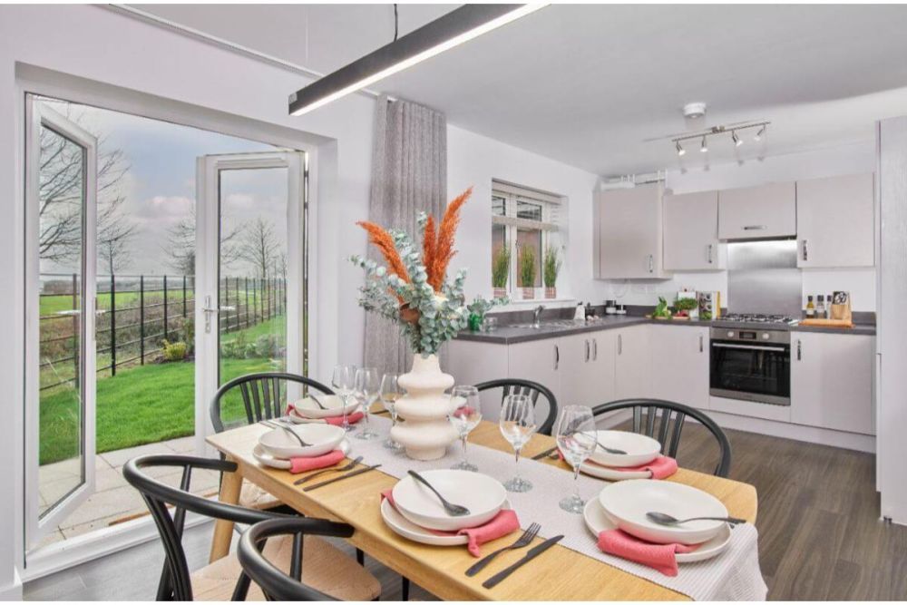 Property photo 3 of 9 The Chelmsford