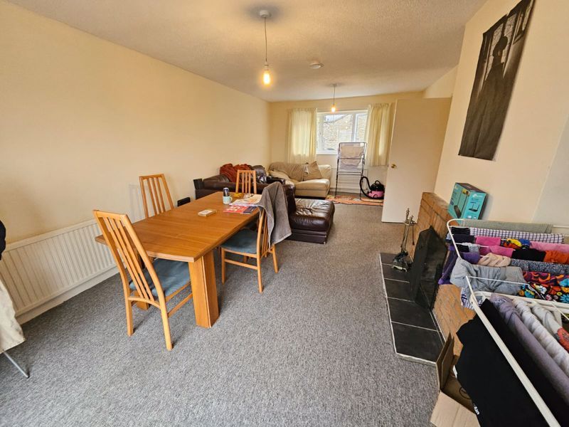 Property photo 3 of 17 Photo 9