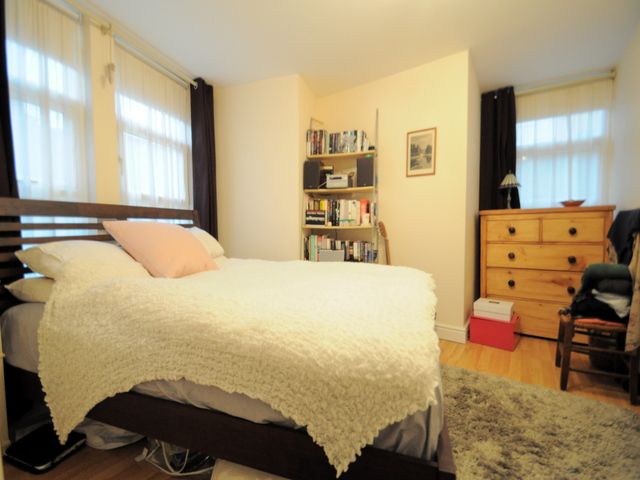 Property photo 3 of 7 Bedroom