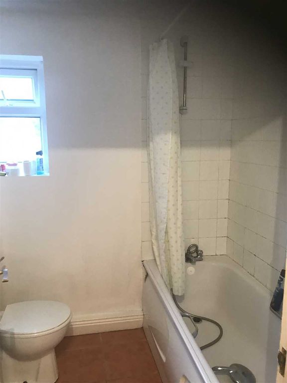 Property photo 3 of 5