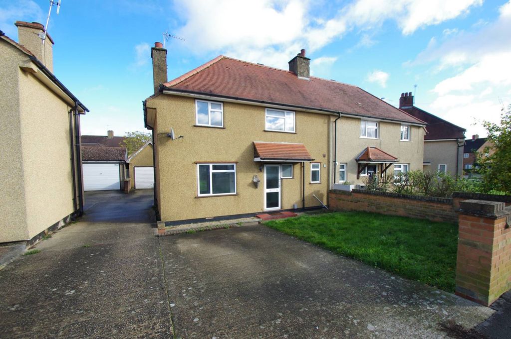 Property photo 2 of 9
