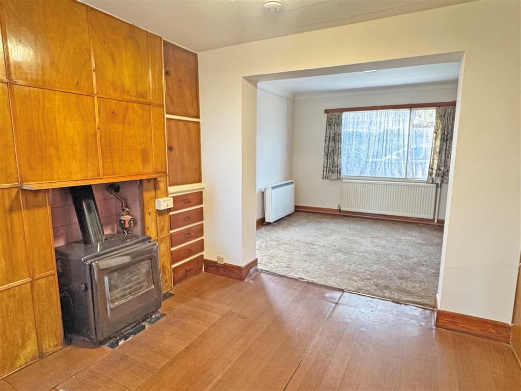 Property photo 3 of 5