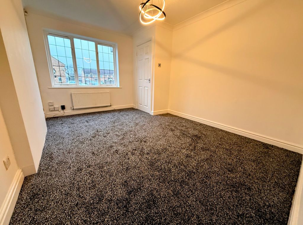 Property photo 3 of 7 Image