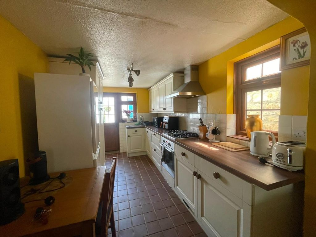 Property photo 3 of 8 Nhld5749.Jpg
