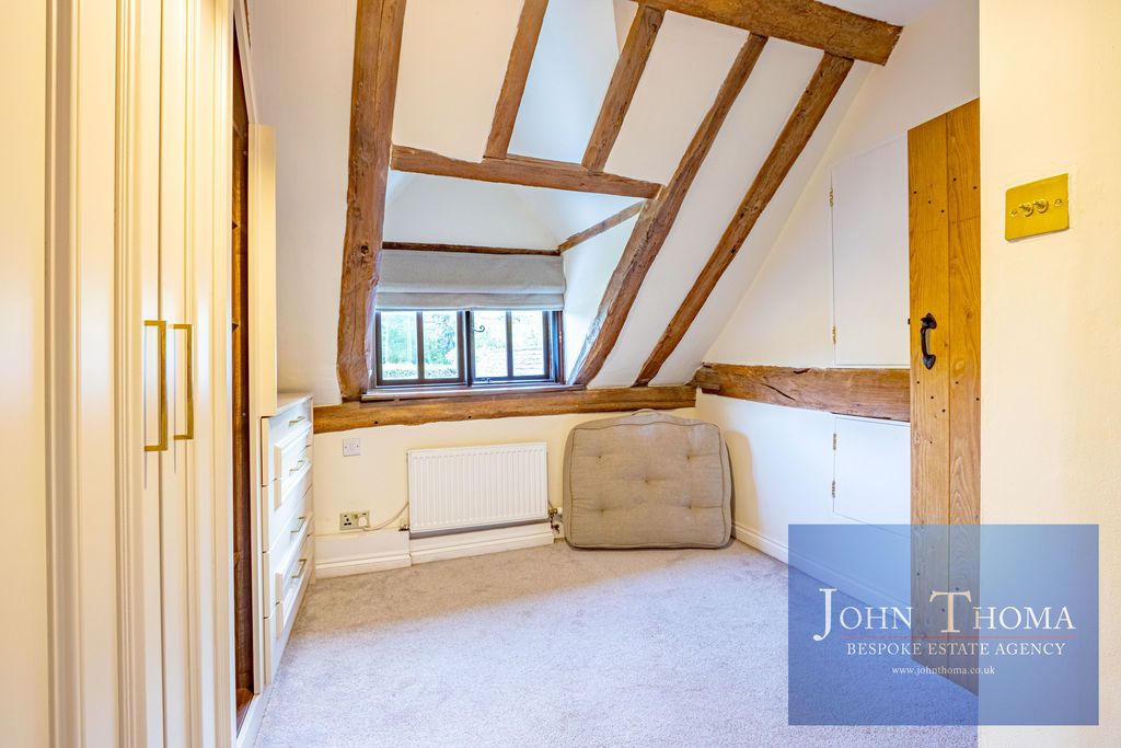Additional image 34 of 6 bed property to rentMarshalls Barn, Woodside, Epping CM16