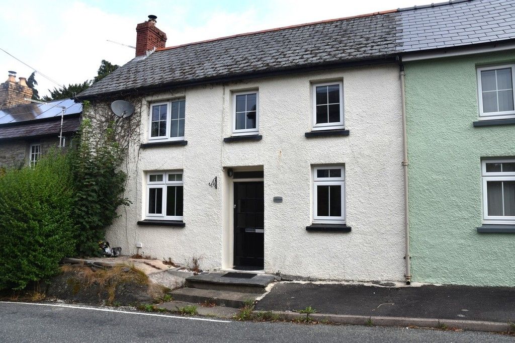 Property photo 1 of 12