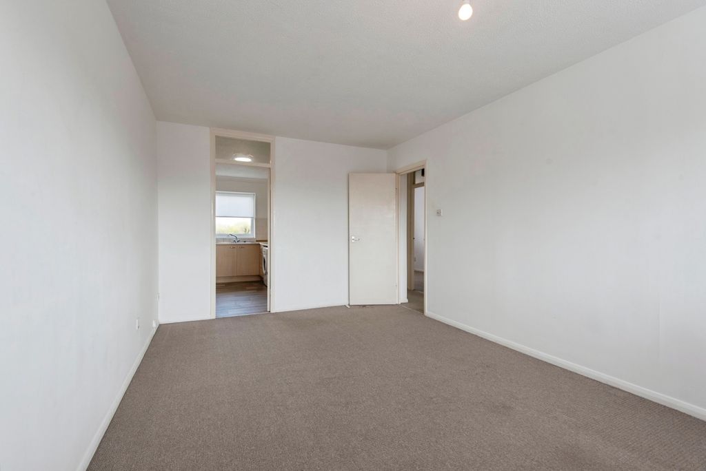 Property photo 2 of 17 Pbox-Img.Jpg