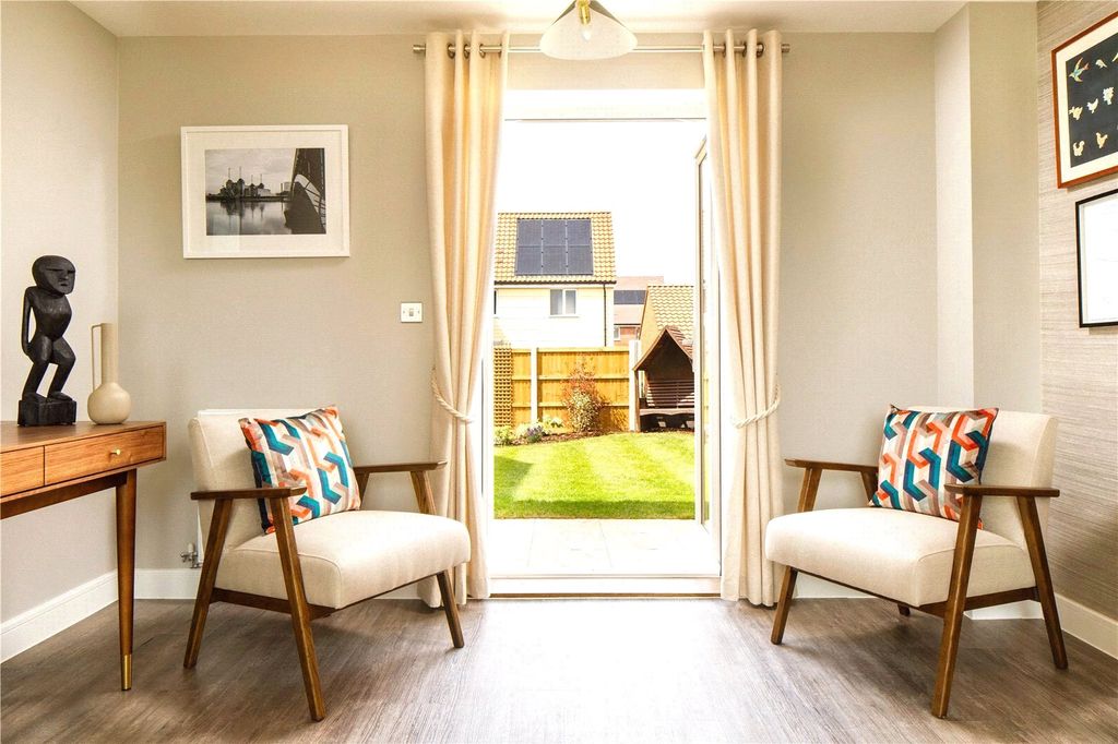 Property photo 3 of 15 Picture No. 05