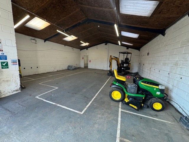 Property photo 3 of 5