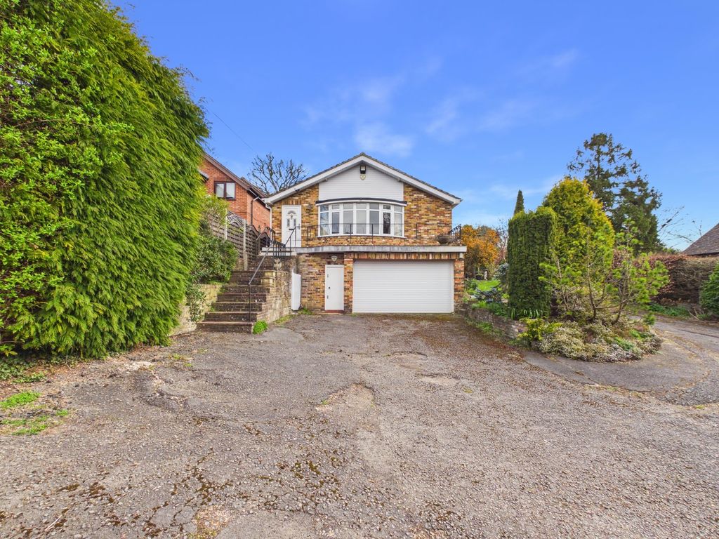 Property photo 1 of 25 Front