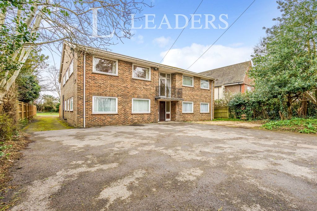 Property photo 1 of 10 External