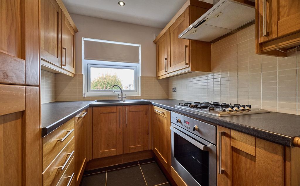 Property photo 3 of 7 Mount Road Hnk 4.Jpg