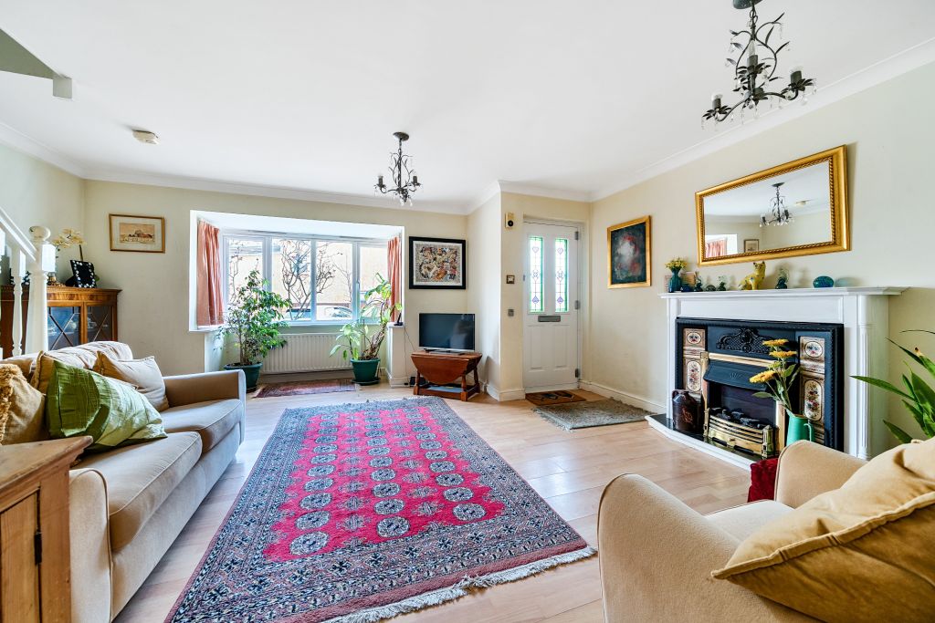 Property photo 2 of 10