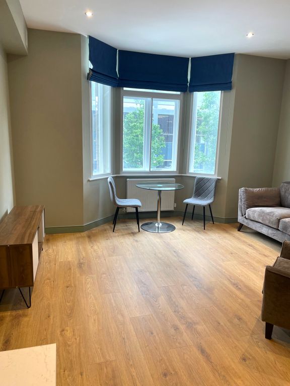 Property photo 3 of 5