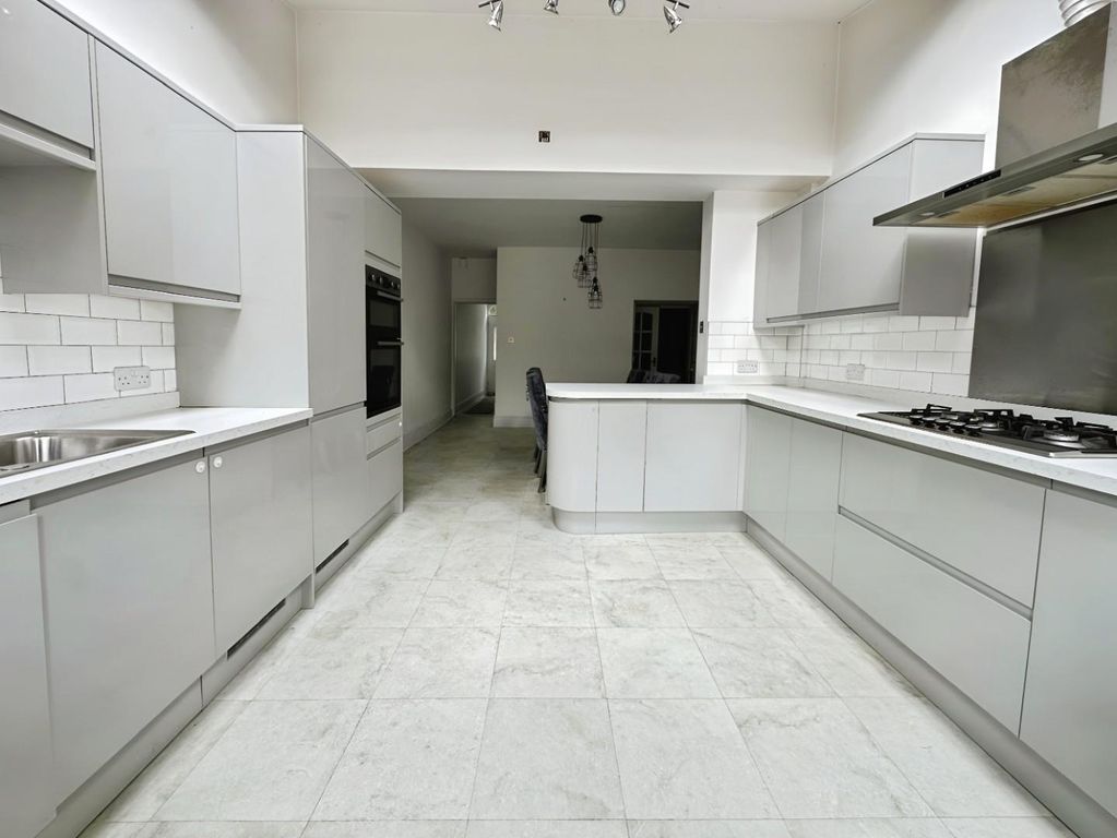 Property photo 2 of 17 5215B6E5-Whatsapp 20Image 202025-08-08 20At 2014.4