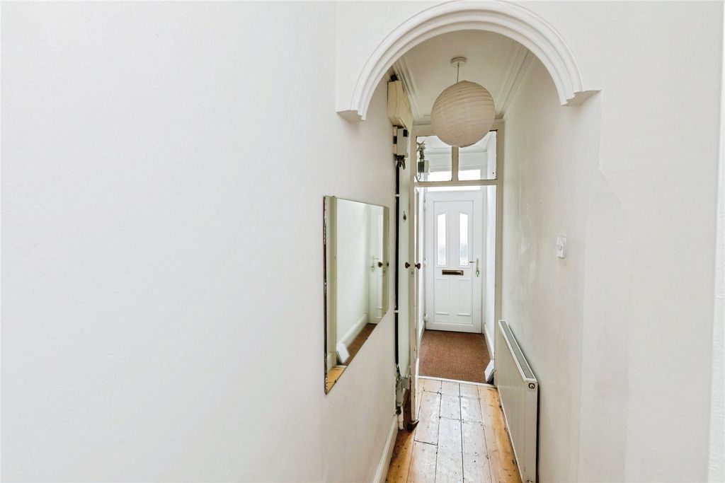 Property photo 3 of 26 Picture No. 15