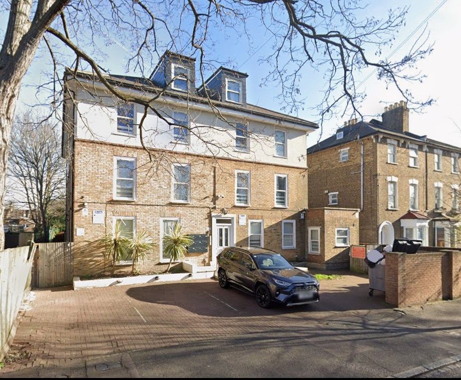 Property photo 2 of 21