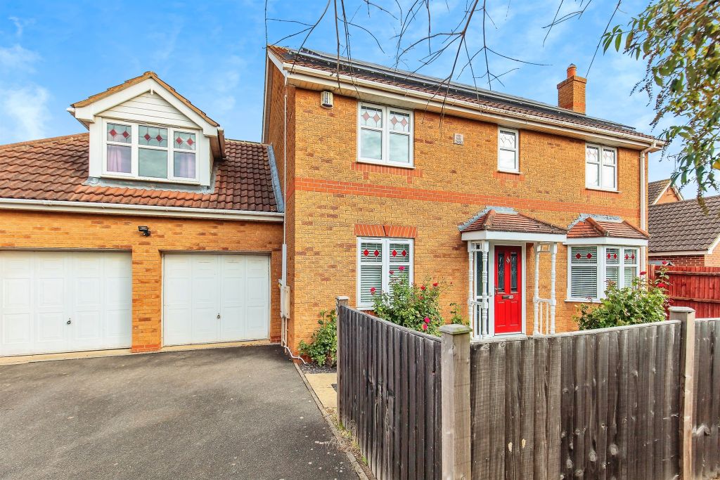 Property photo 2 of 17