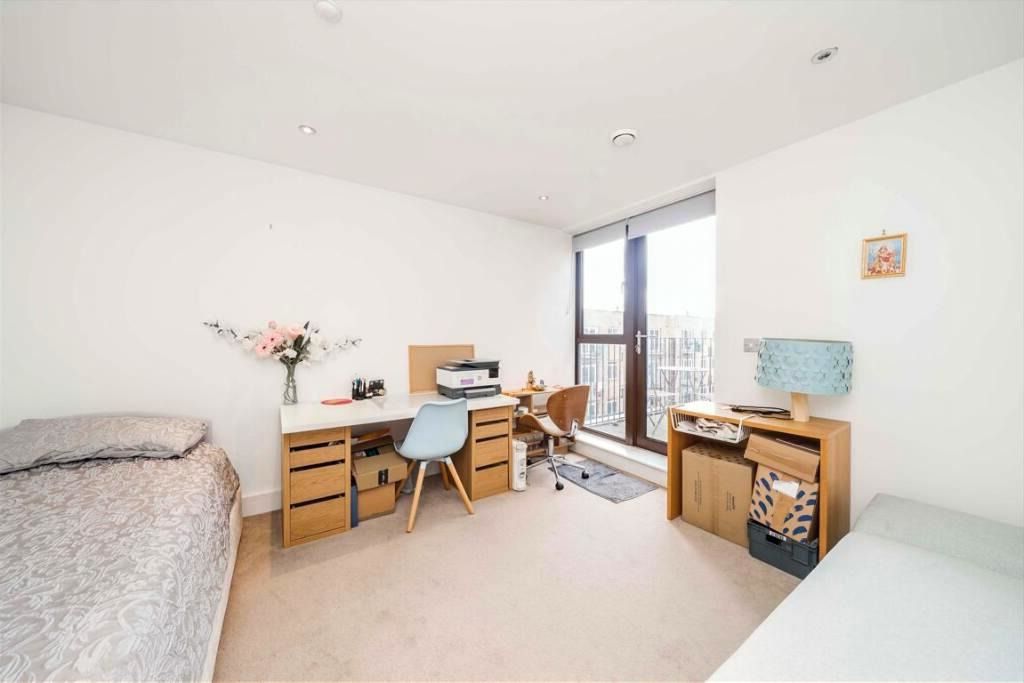 Property photo 3 of 6 B22