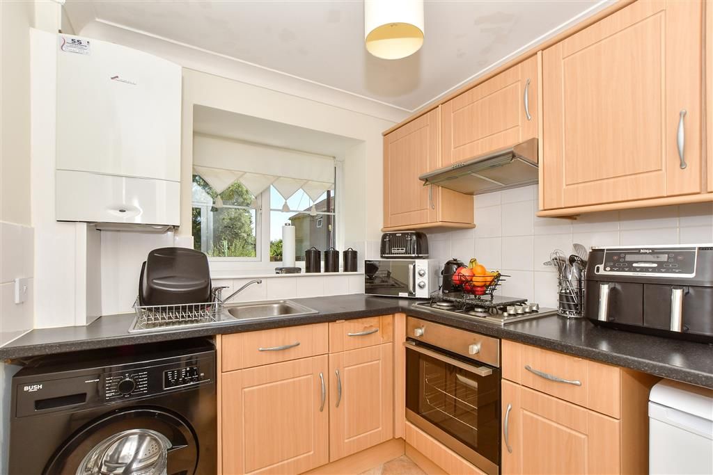 Property photo 2 of 12 Kitchen