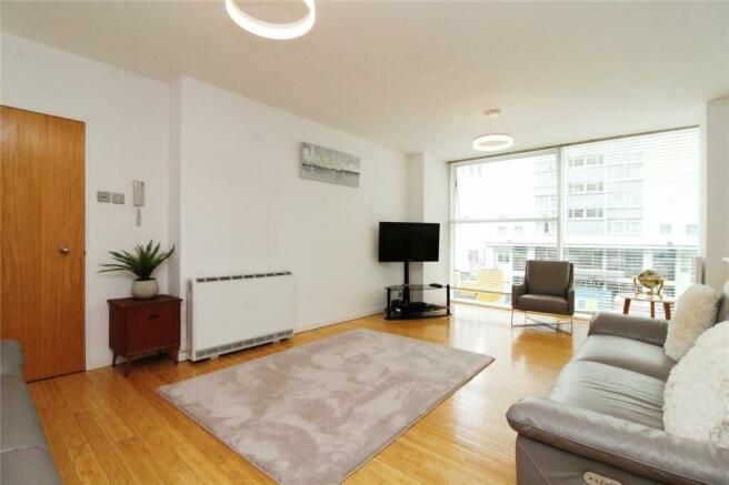 Property photo 3 of 10