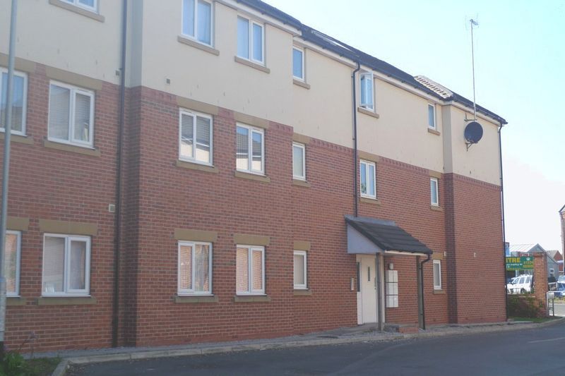 Property photo 1 of 15 Frontage