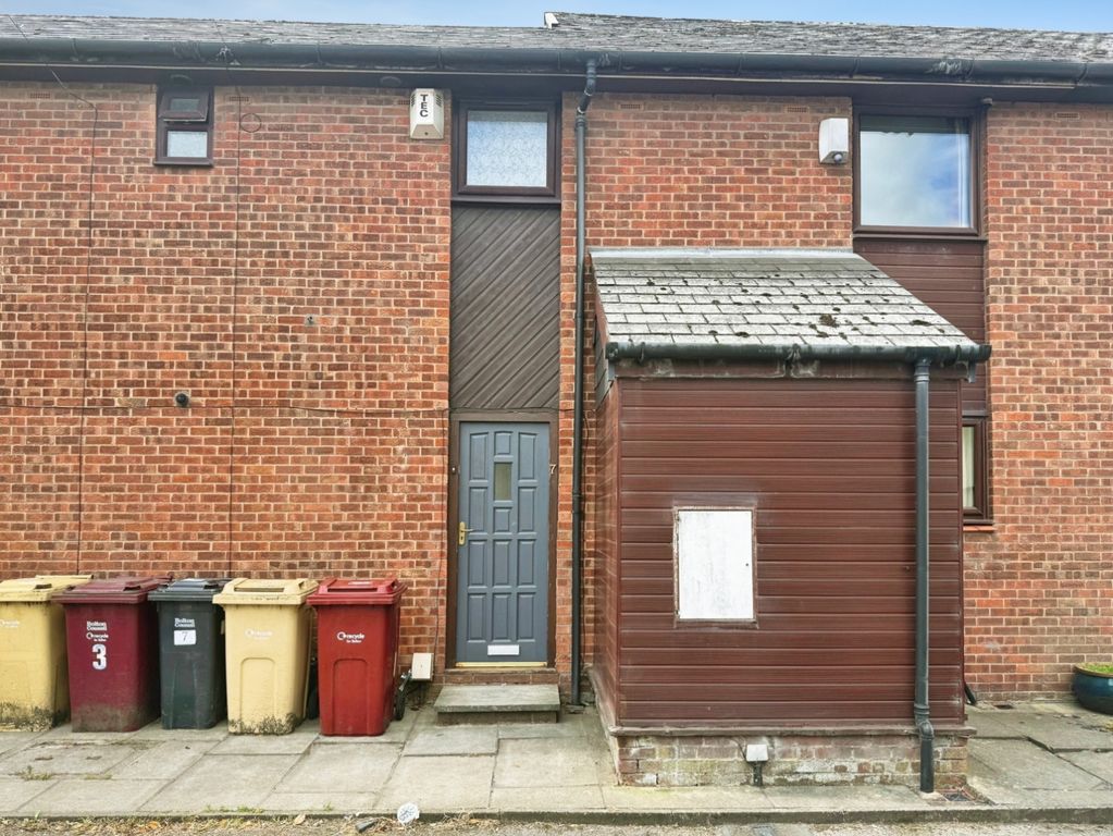 Property photo 1 of 12 Pbox-Img.Jpg