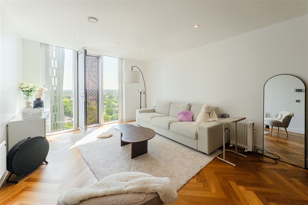 Property photo 1 of 11 (Main)