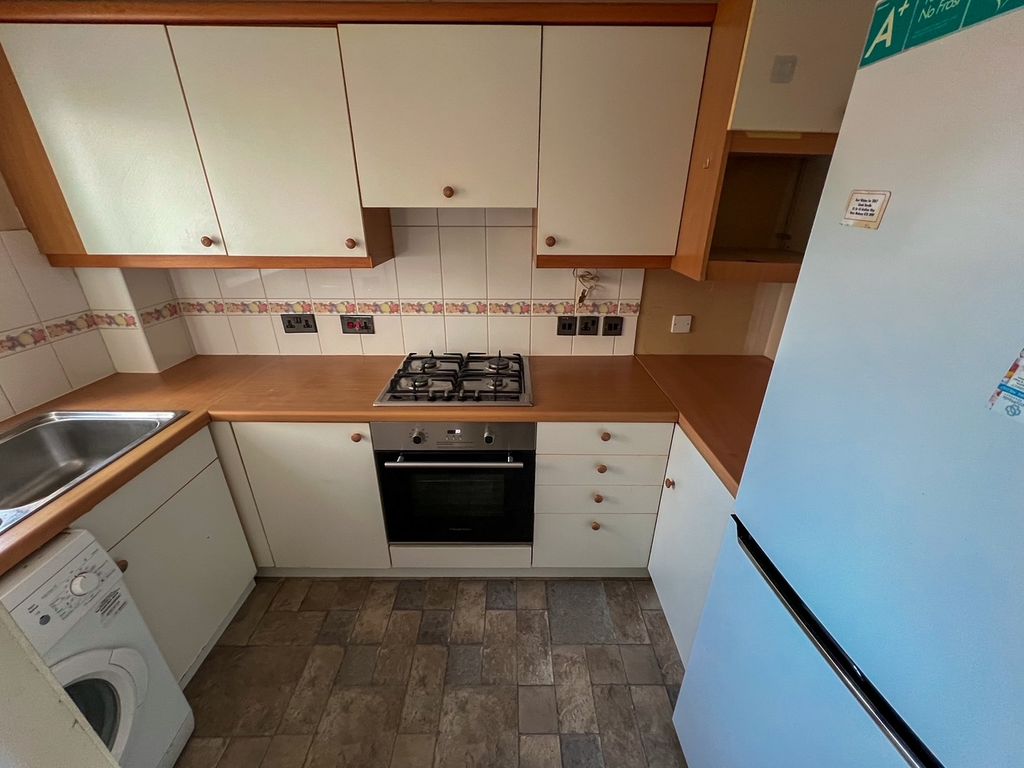 Property photo 2 of 19