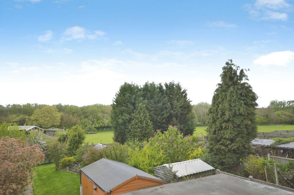 Property photo 2 of 19 View