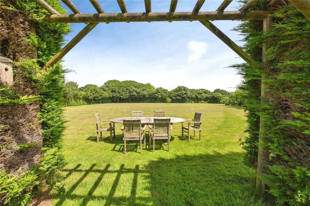 Property photo 3 of 40 Picture No. 44