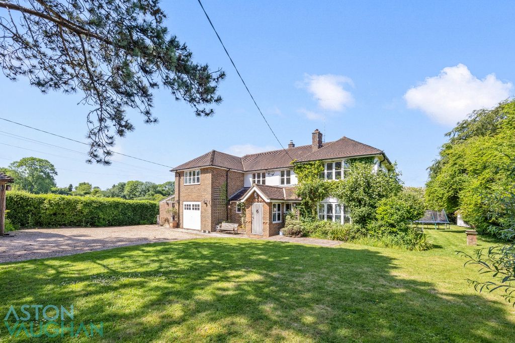 Property photo 1 of 22 4633100