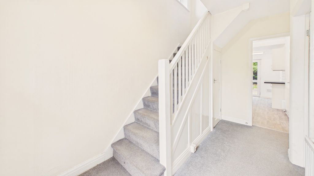 Property photo 3 of 22 5068269