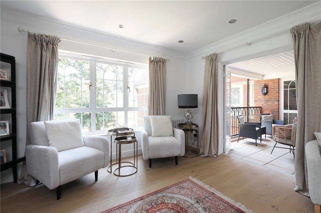 Property photo 3 of 21 Picture No. 24