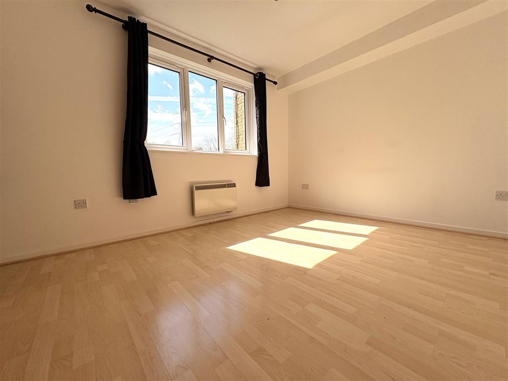 Property photo 2 of 10 Img_2560.Jpeg